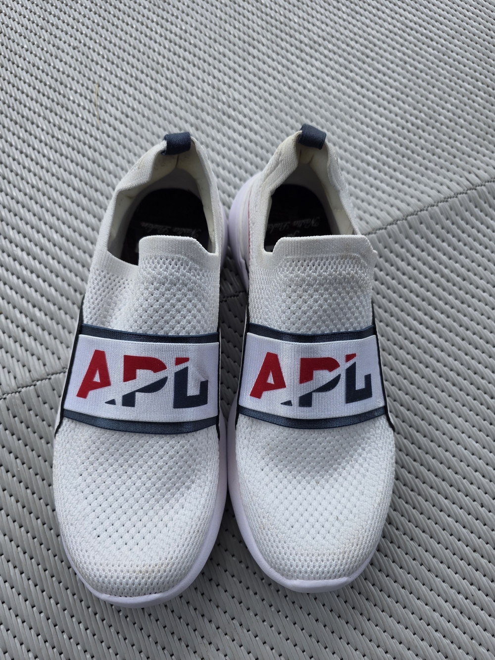 APL Techloom Bliss Sneakers (7)